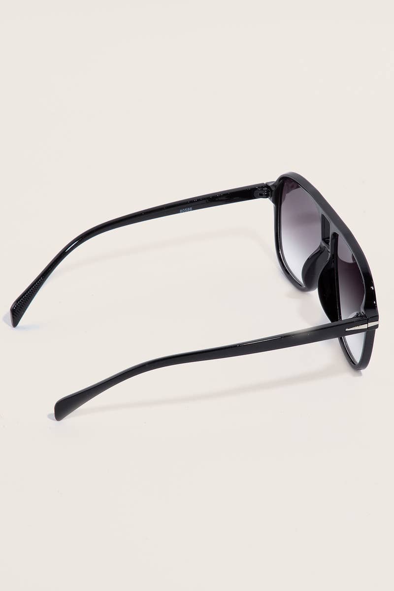 Oversized Resin Sunglasses