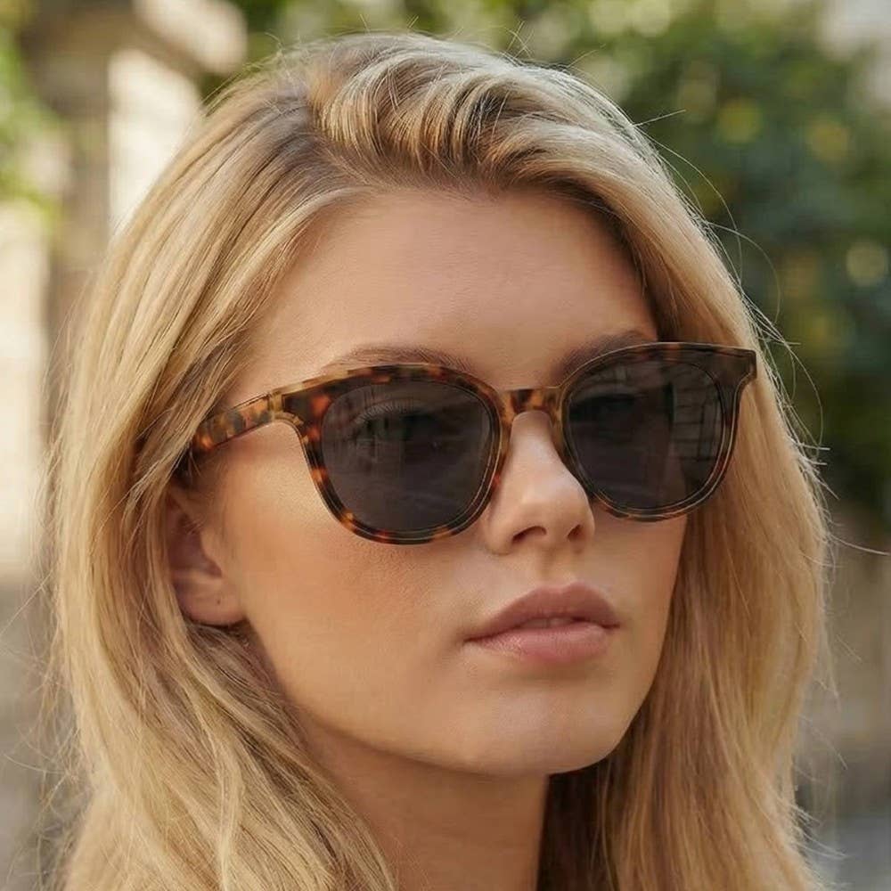 Tortoise Frame Sunglasses Set: ASSORTED