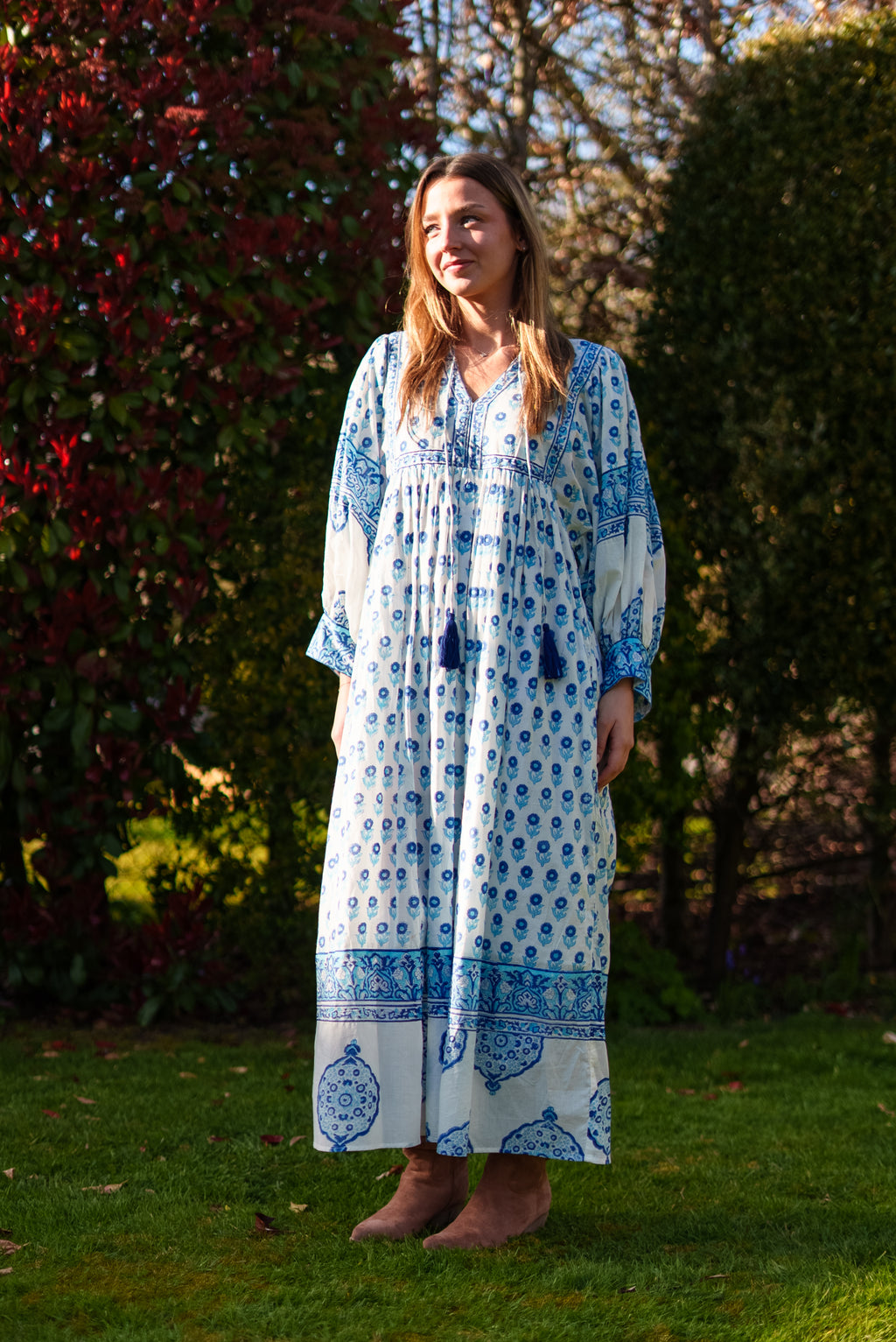Amelia Floaty sleeve Folk Print maxi dress
